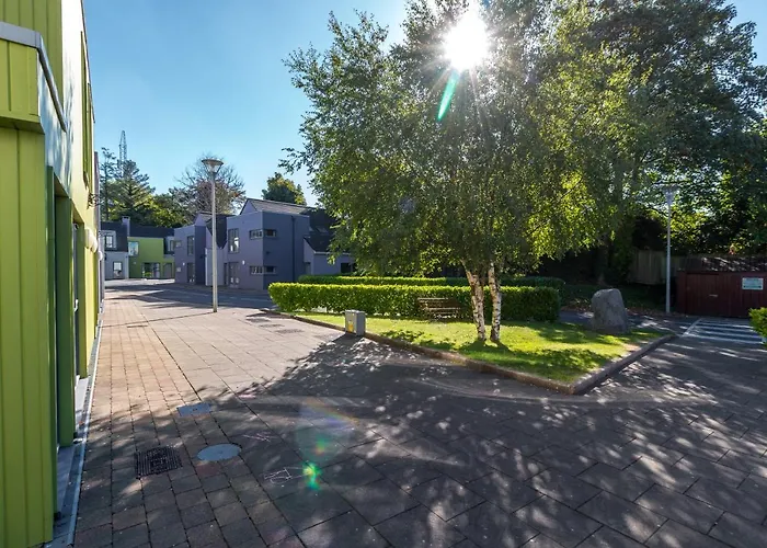 No 2 The Avenue * Killarney