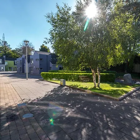 No 2 The Avenue * Cill Airne