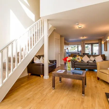 No 2 The Avenue Cill Airne