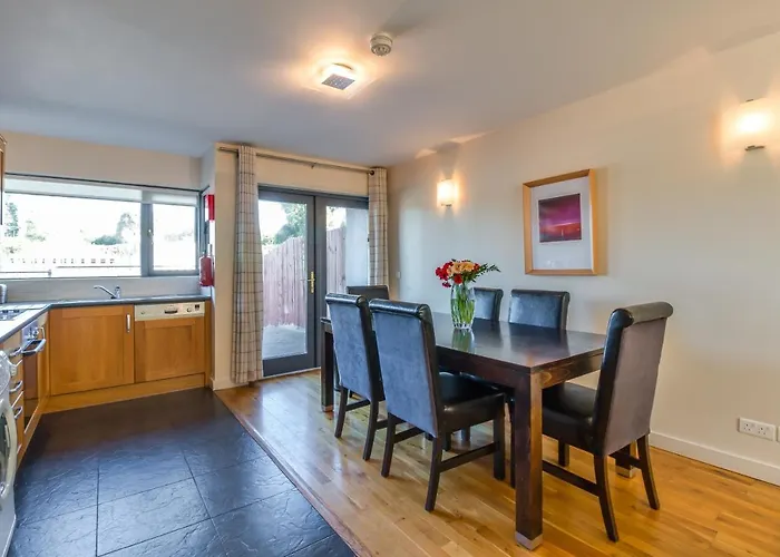 No 2 The Avenue * Cill Airne